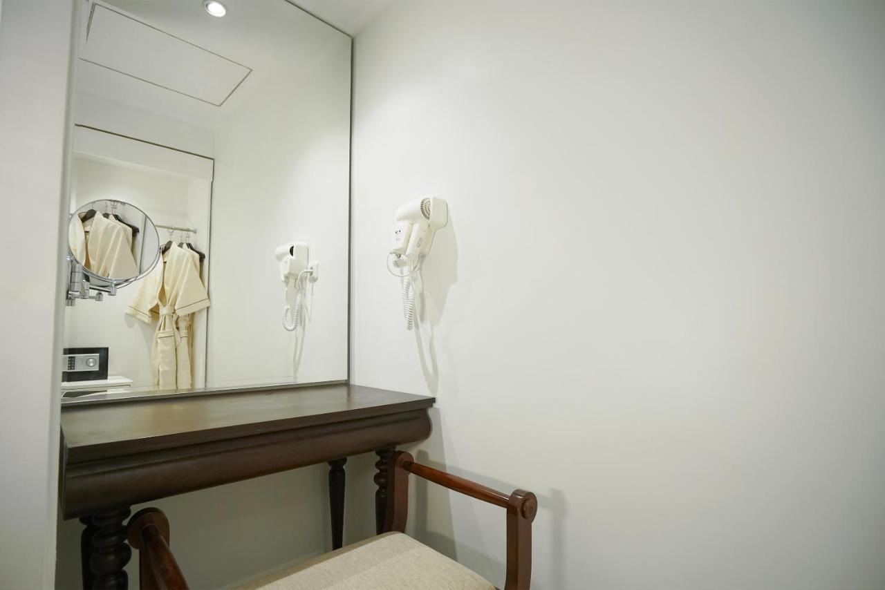 Mahalaya The Legacy Hotel Solo Extérieur photo