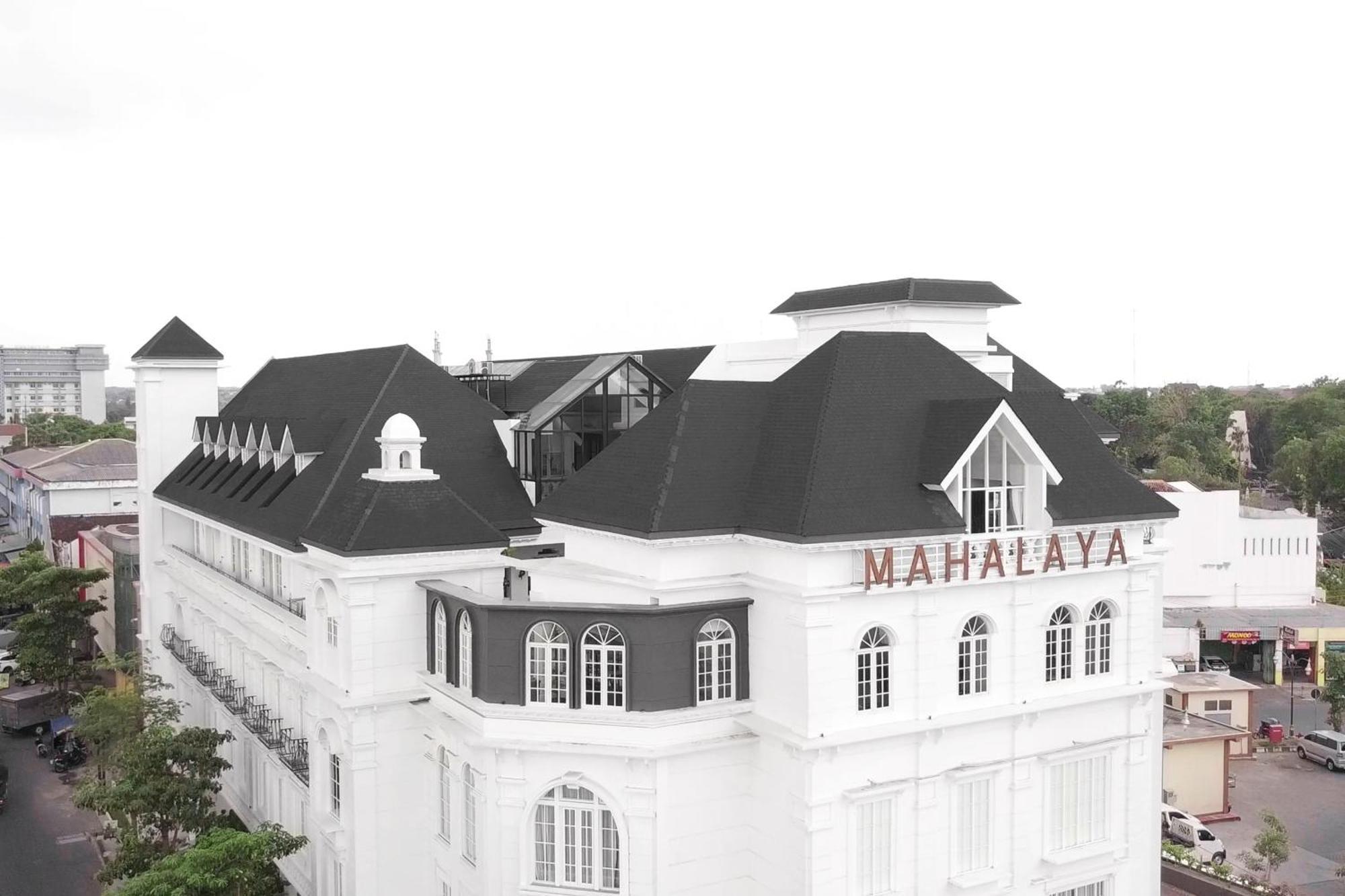 Mahalaya The Legacy Hotel Solo Extérieur photo